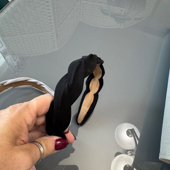 Lot of 3, solid color, crossthread, custom, handmade headbands (Etsy) - Picture 6 of 7